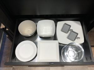 キッチン収納コンサルタントによる、「ＣＥＮＴＲＯ」のカップボード収納大公開！